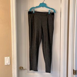 🌺 WHBM Slim Ankle Dress Pants